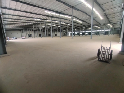 龙泉驿区超大面积独门独院钢结构厂房出租 带独栋办公大楼图3