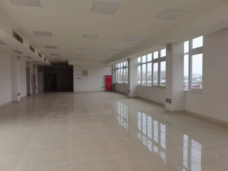 5300平双层外墙厂房出租 带食堂 住宿 办公楼 行轨