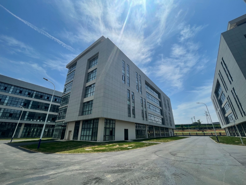 成都市成华区东广人工智能谷，成华区三环边龙潭功能区国资标准化厂房出租