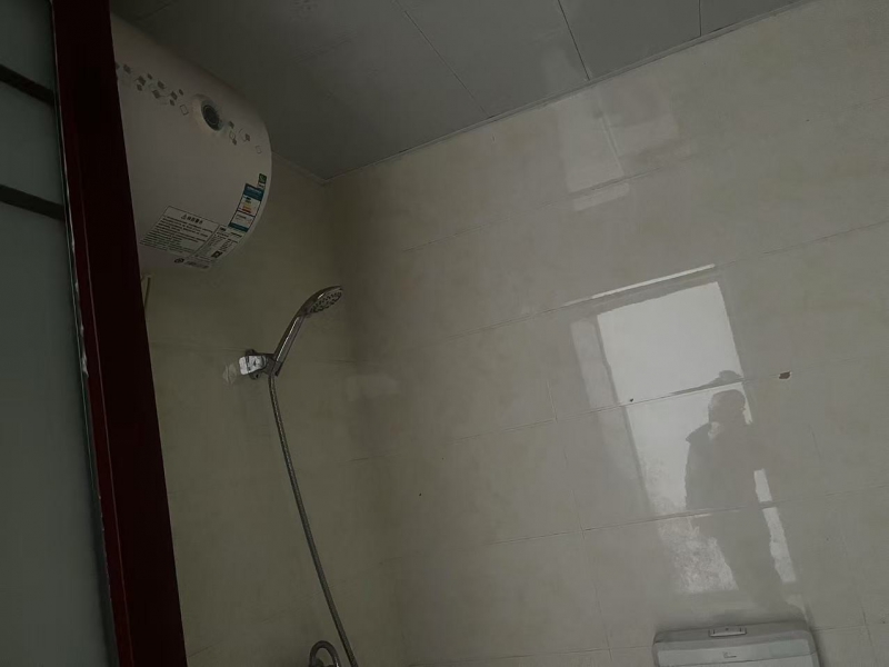 龙泉经开区130间宿舍精装修配套齐全拎包入住
