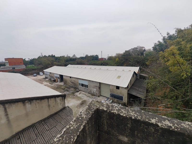 1300平方米厂房出租