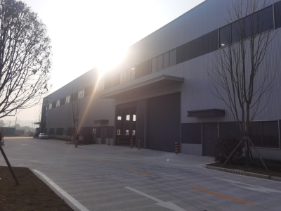 德阳经开区二重隔壁14米层高单层钢结构厂房出售图2