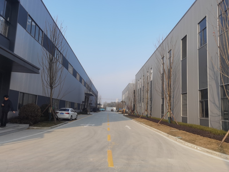 德阳经开区二重隔壁14米层高单层钢结构厂房出售