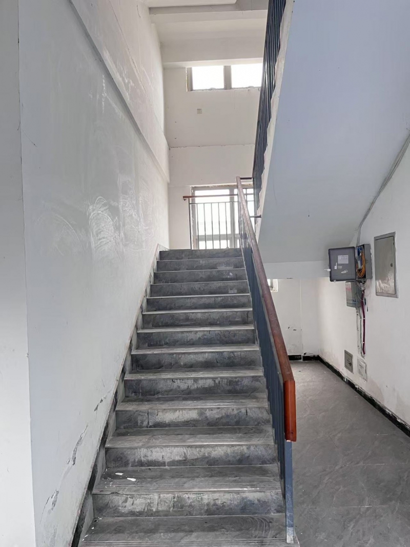 厂房出租（免装修期，免租期）独门独院稀缺厂房