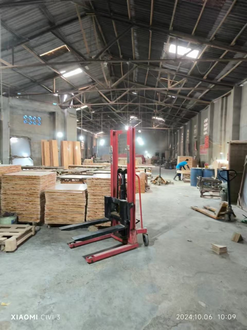 厂房出售，带动力电，公路旁