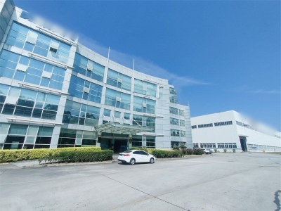 萝岗8600平钢桔构厂房出租 有行车 可分租图1