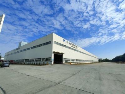 萝岗8600平钢桔构厂房出租 有行车 可分租图2