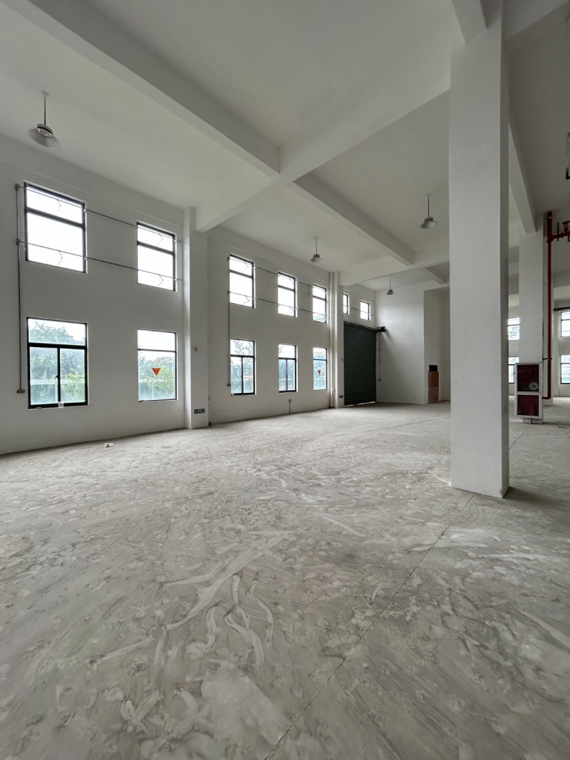 湖州优质工业厂房招租——2000㎡双层半+露台/货梯