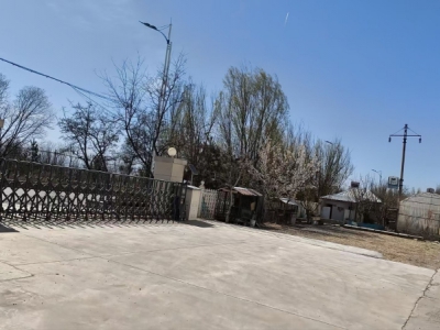 北京西张家口怀来1200和1100平米高顶厂库房出租图3