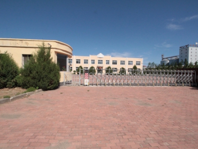 辽宁朝阳21000平厂房场地出租出售,水电齐全,临近高速口,可多方式参与。图1