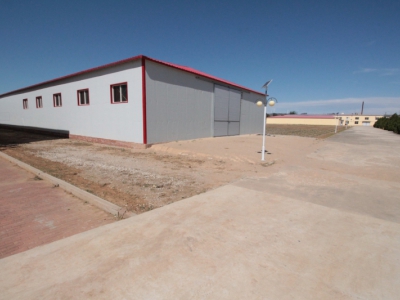 辽宁朝阳21000平厂房场地出租出售,水电齐全,临近高速口,可多方式参与。图2