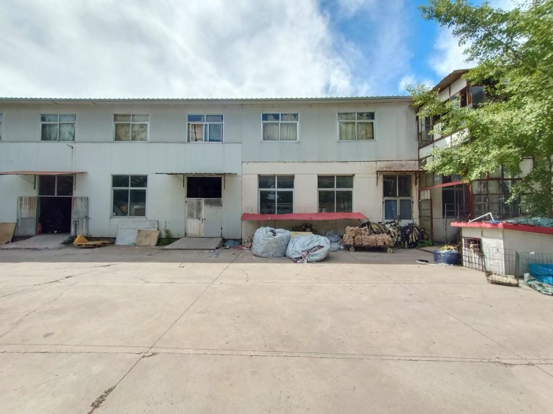 4000平米 厂库房综合体